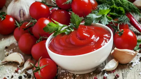 تصویر 1 از رب گوجه ترکی + تازه تولید شده از گوجه مرغوب